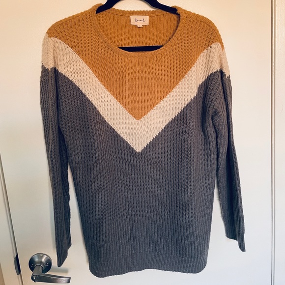 Knit sweater - Picture 2 of 3